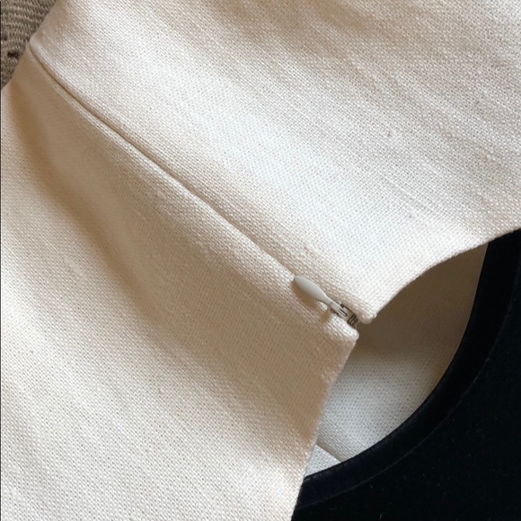 Ralph Lauren Linen and Leather Pencil Dress. - Picture 4 of 8